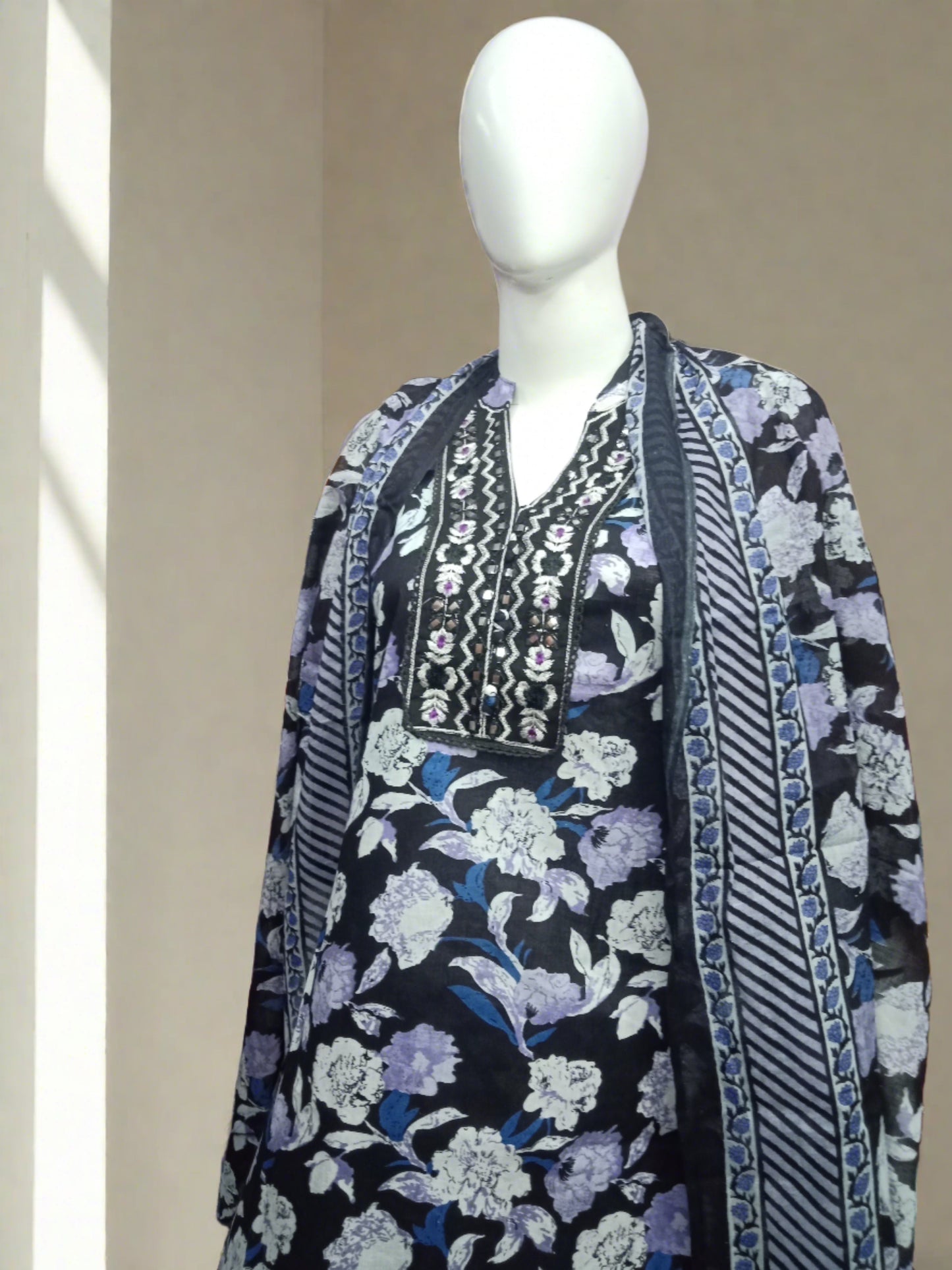 V-neck cotton printed kurtas and dupatta set | kurta set for women | women kurta