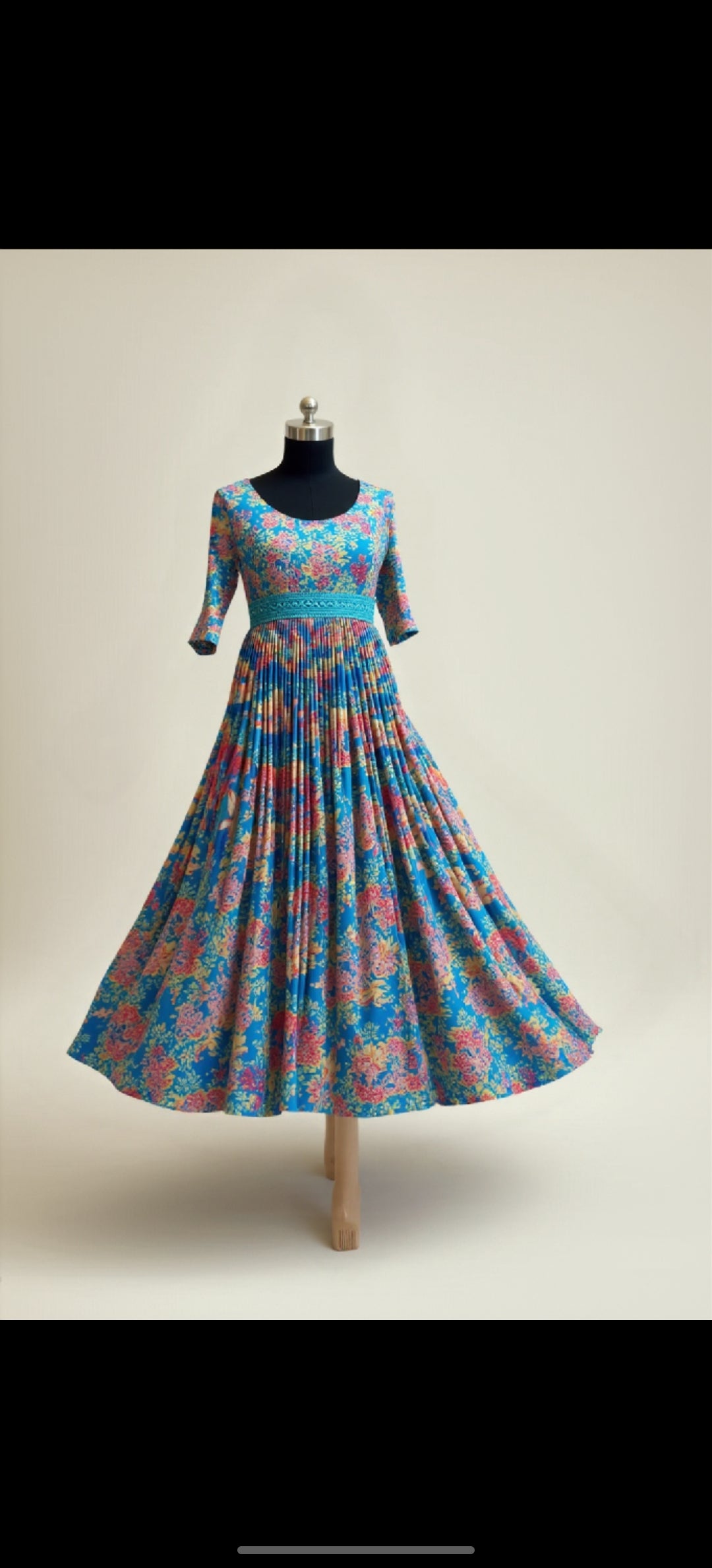 Pleated Cyan Georgette Dupatta Dress